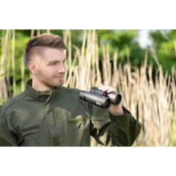 National Geographic Jumelles 10x42 Bak4 NG Pointues, Légères, Lumineuses Et étanches -Quechua Magasin jumelles 10x42 bak4 ng pointues legeres lumineuses et etanches 3