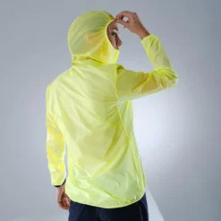 Quechua Veste Coupe Vent Ultra Légère De Randonnée Rapide Femme FH 500 Hélium Wind Jaune 9 Quechua Veste Coupe Vent Ultra Légère De Randonnée Rapide Femme FH 500 Hélium Wind Jaune -Quechua Magasin veste coupe vent ultra legere de randonnee rapide femme fh 500 helium wind jaune 4